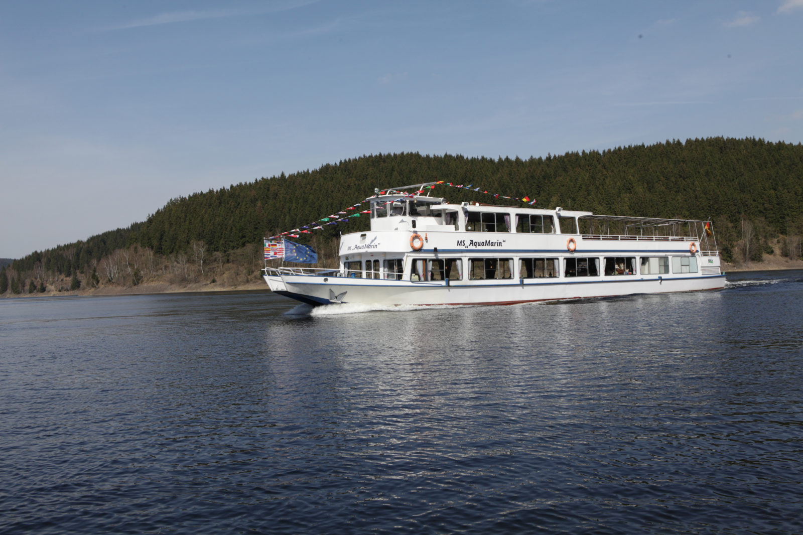 MS AquaMarin in Fahrt auf der Okertalsperre